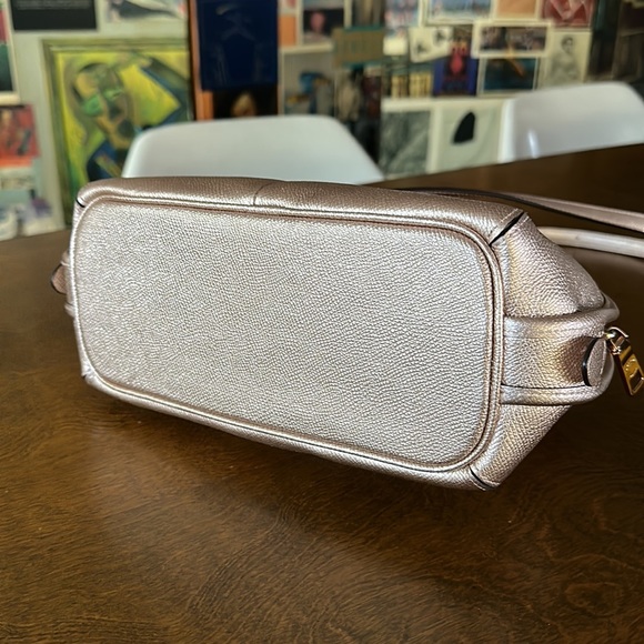 Rose Gold COACH mini satchel in Rose Gold - Picture 5 of 10